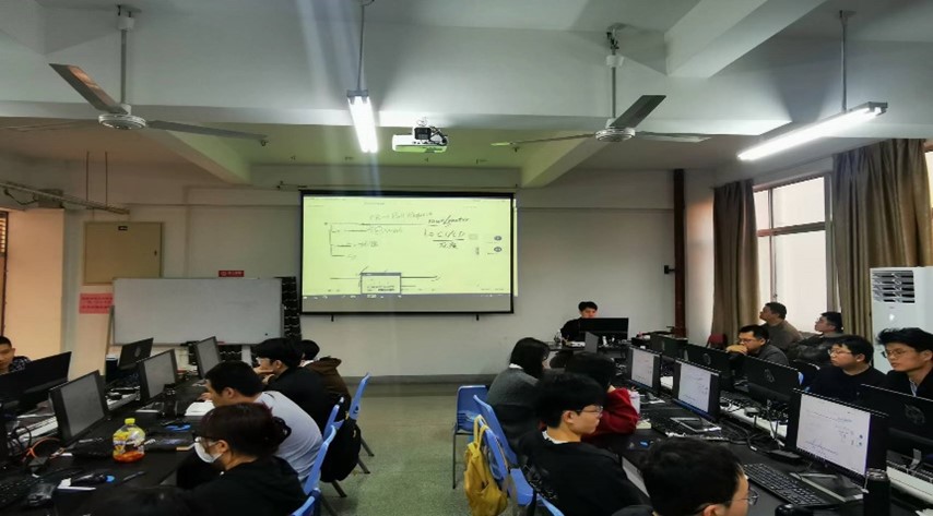福建漠思軟件技術(shù)公司來院開展嵌入式教學(xué)軟件技術(shù)開發(fā)專題培訓(xùn)