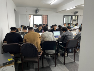 聚焦實(shí)踐創(chuàng)新，2021級計(jì)算機(jī)科學(xué)與技術(shù)專業(yè)教學(xué)軟件技術(shù)開發(fā)實(shí)踐周精彩紀(jì)實(shí)